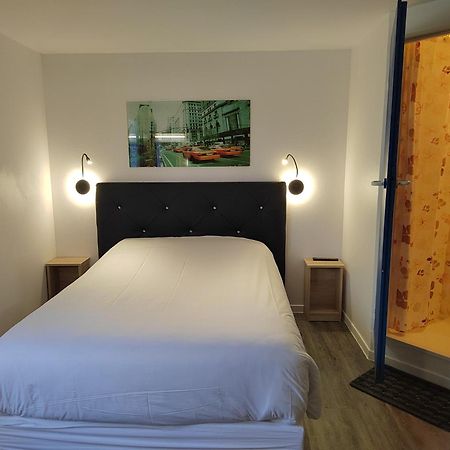 Fasthotel Paris Ouest Bouafle Exterior foto