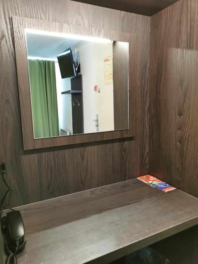 Fasthotel Paris Ouest Bouafle Exterior foto